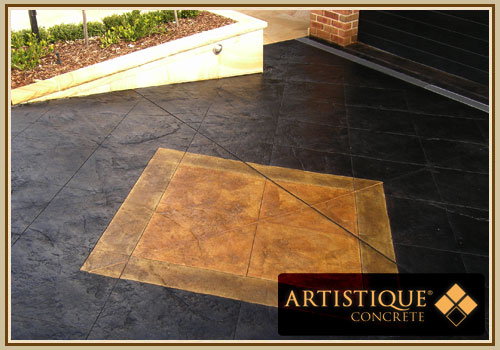 Acid Stained Concrete Driveway - Image 24